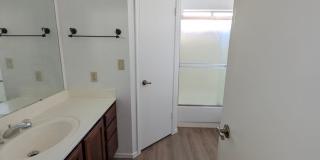 AVAILABLE NOW IN KYRENE AREA OF CHANDLER!!! Gallery 15