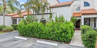 13549 Fountain View Boulevard Gallery 2