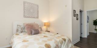 The Ledges at Johnston Gallery 6