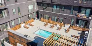 MOTO Apartments Gallery 13