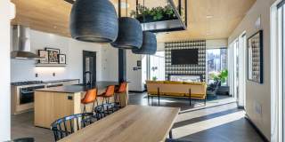 Arlo Gallery 54