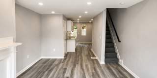 Bright, Newly Renovated 3-Bedroom Rowhome with Backyard Gallery 3
