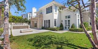 17 Colonial Gallery 25