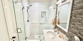 Surfside III / Port Hueneme / 1 bedroom on the 2nd floor with Oceanviews | Furnished monthly rental Gallery 4