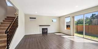 335 SW 3rd Ct Gallery 5