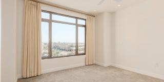 7175 E Camelback Road Gallery 15