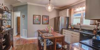 1605 Mccullough Avenue NE Gallery 6