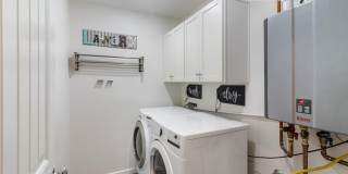 4014 N 81st Street Gallery 33