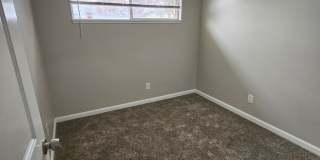Beautifully Renovated 3 Bedroom, 1 1/2 Bathroom Duplex on the Boise Bench! Newer Carpet and Paint. Gallery 13
