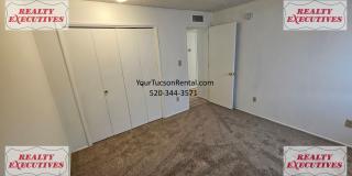 Fort Lowell & Campbell 2/1 - A/C and all appliances Gallery 17