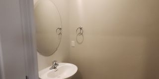 3 bed 2 bath Townhome for rent, small dog under 20 lbs allowed! Gallery 15