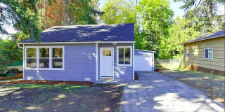 8985 Sw Center St Gallery 1