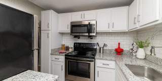 Hudson on the Greenway Apartments Gallery 1