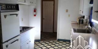 1320 Shadowglen Road Gallery 3
