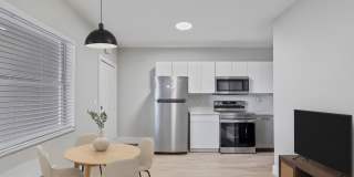 1315 Ne Miami Ct Gallery 6