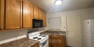 1002 Royal Avenue Florence AL 35360 - 1 Gallery 1