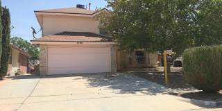 Northeast Refrig A/C 3bed/2.5bath home! Gallery 1