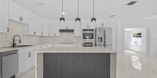 6001 TAMPA SHORES BOULEVARD Gallery 6