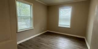 8032 Lexington Drive Gallery 12
