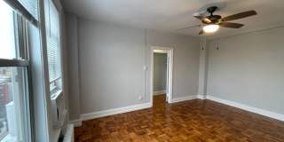 1916 R Street Gallery 44