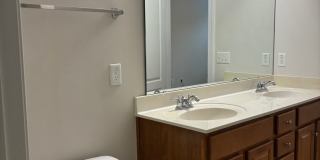 South Charlotte End-Unit Townhome with Main-Level Primary Suite & Bonus Room Gallery 16