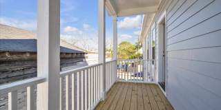 195 Romney Street Gallery 24