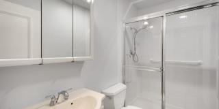 2bd/1.75ba Bellevue Condo Gallery 15