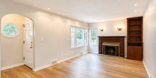302 North Pershing Avenue Gallery 6