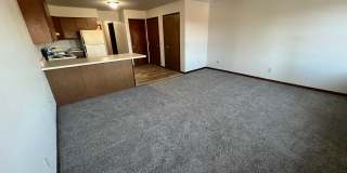 One Bedroom Apartment With Office Space Gallery 1