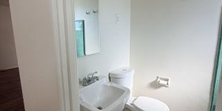 645 N 5th Ave - 2 Gallery 16