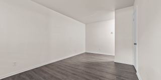 The Oaks Gate City Gallery 3