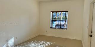 4933 N Harbor Isles Dr Gallery 2
