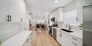 Gorgeous updated and modern open layout Gallery 7