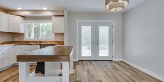 1334 Miller Avenue Gallery 11