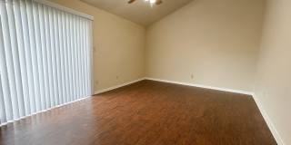 2904 Pearl #A - Very nice 2 bed 1 bath home in West Campus Gallery 22