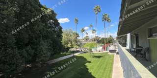 ***MOVE IN SPECIAL***UTILS INCLUDED : ONE BEDROOM UPSTAIRS CONDO Gallery 5