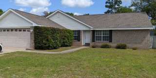 Super‑Sized Yard • Move‑In Ready • 2‑Car Garage Gallery 1