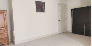 Room in 4 Bedroom Home at Presidents Dr Gallery 32