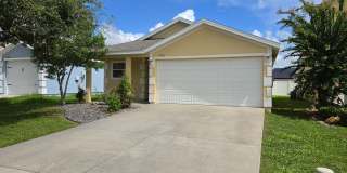 Charming 3-Bed, 2-Bath Home Near The Villages | Gated Community Living Charming 3-Bed, 2-Bath Home Near The Villages | Gated Community Living Gallery 1