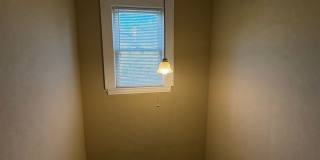 2536 Adams Gallery 23