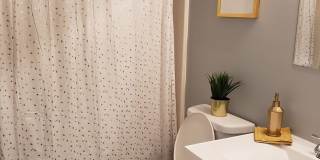 Sycamore Place Gallery 34