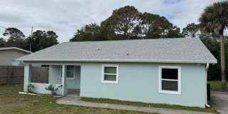 PET FRIENDLY 1896 KEEWIN AVENUE NE, PALM BAY Gallery 1