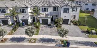 11881 NW 46th Street Gallery 2