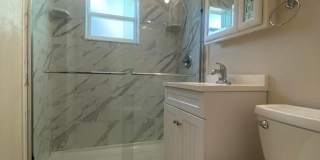 2/1.5 Beachside Bungalow Gallery 15