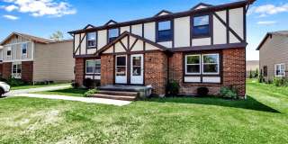 305/307 Kaymar Drive Gallery 1