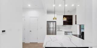 645 N MACQUESTEN PARKWAY Gallery 16