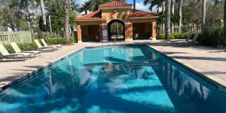 943 SW 143rd Ter Gallery 58