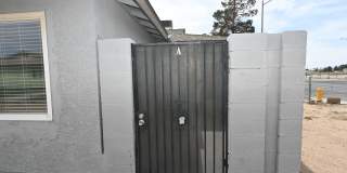 2 Bedroom Apartment - NO PETS - 2334 Lamb Blvd Gallery 4