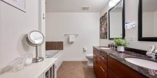 505 N McClurg Court Gallery 21