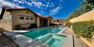 AVAILABLE NOW!! STUNNING 4 Bed/ 3.5 Bath POOL HOME in La Quinta! Gallery 1